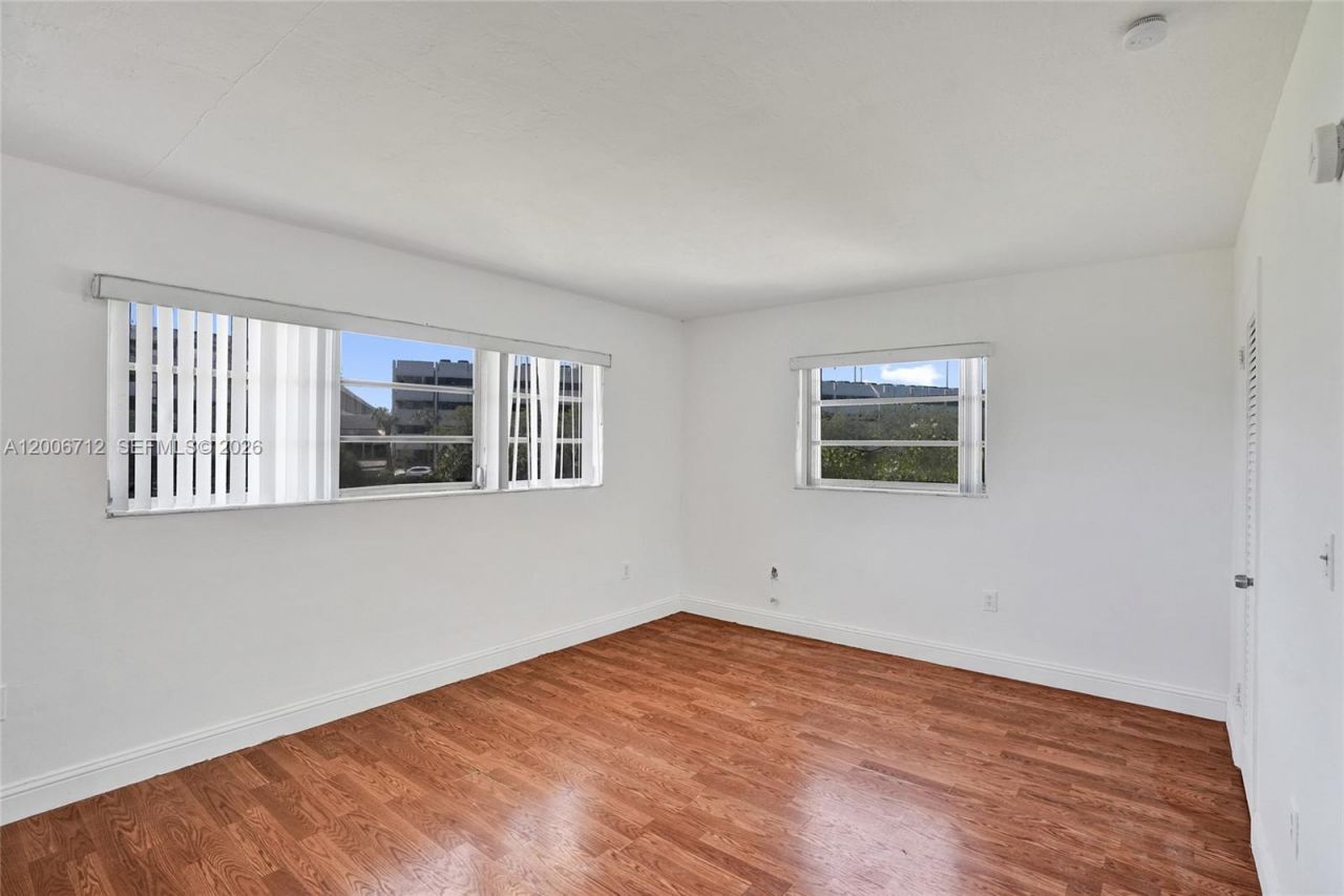 7344 SW 82nd St , Unit C114, Miami, FL 33143 Photo