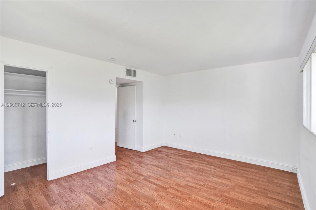 7344 SW 82nd St , Unit C114, Miami, FL 33143 Photo