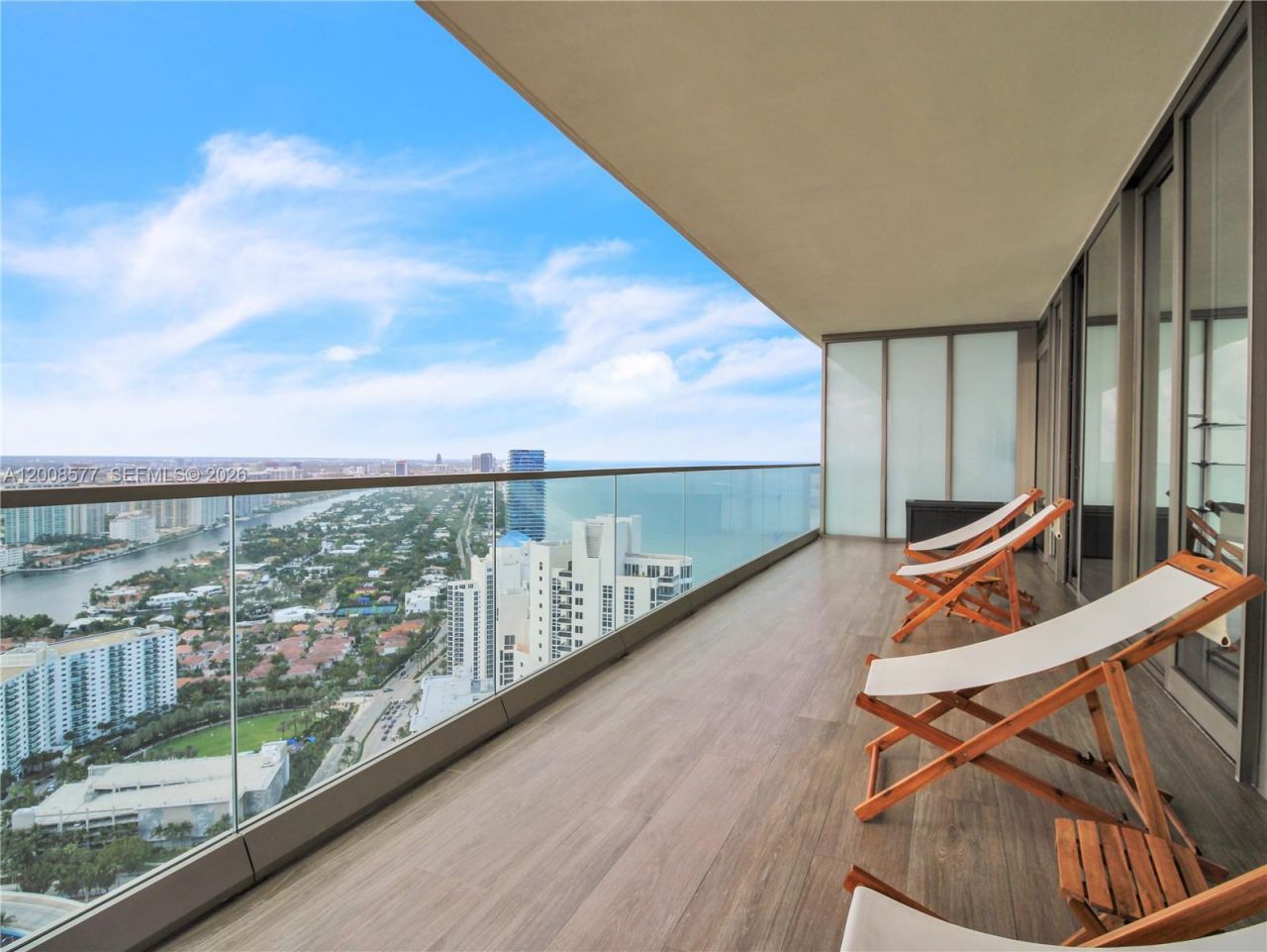 18975 Collins Ave , Unit 4303, Sunny Isles Beach, FL 33160 Photo