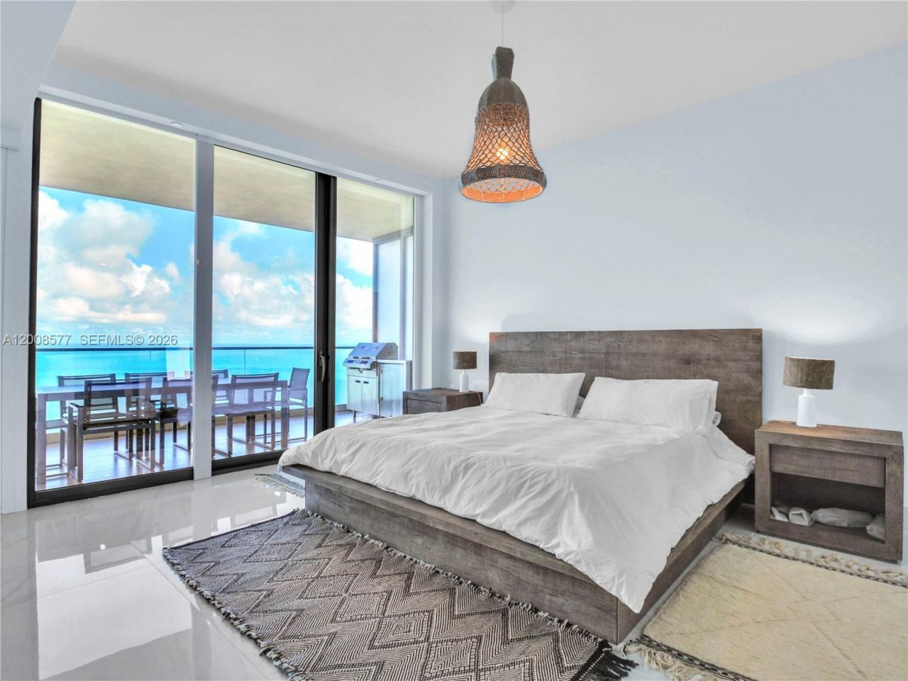 18975 Collins Ave , Unit 4303, Sunny Isles Beach, FL 33160 Photo