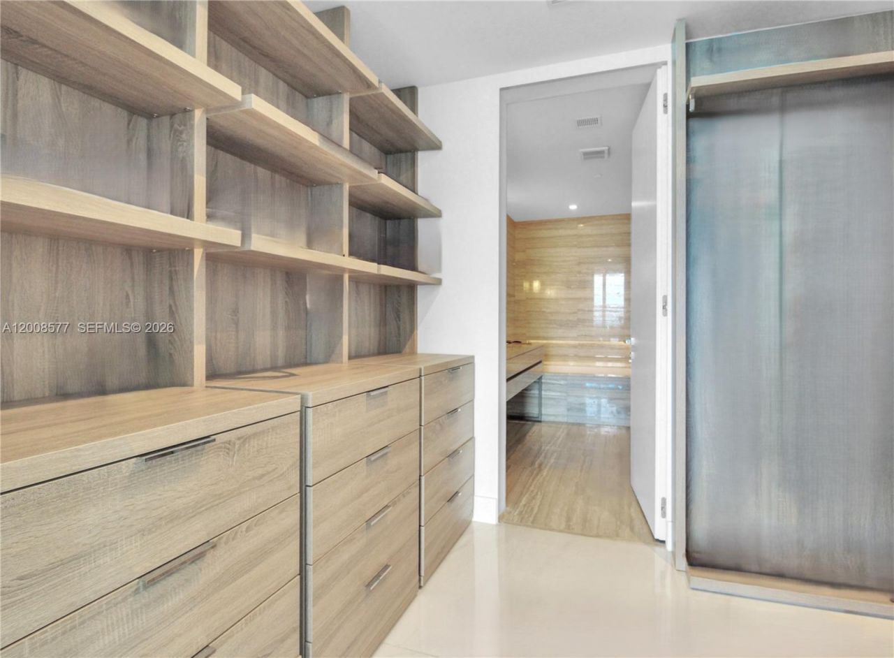 18975 Collins Ave , Unit 4303, Sunny Isles Beach, FL 33160 Photo