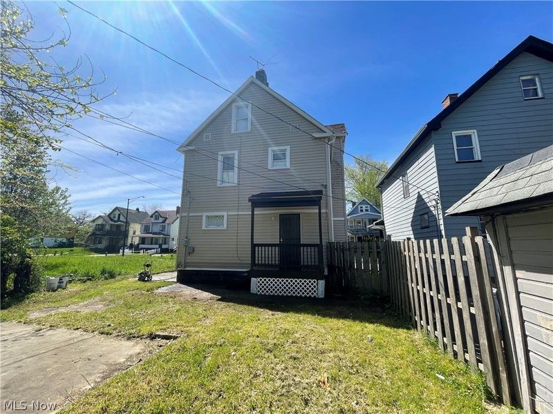 14101 Strathmore Avenue, East Cleveland, OH 44112 Photo 3