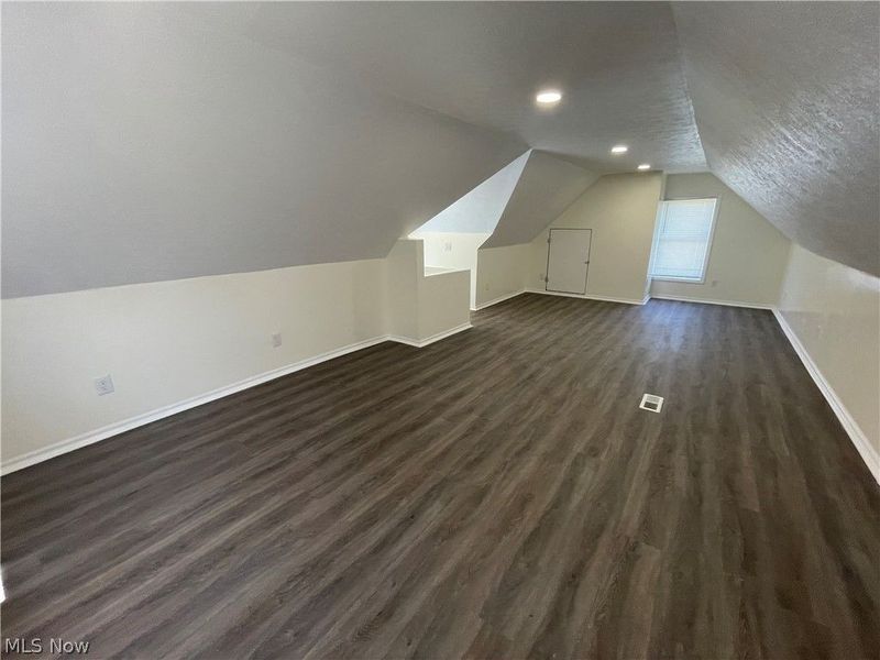 14101 Strathmore Avenue, East Cleveland, OH 44112 Photo 31