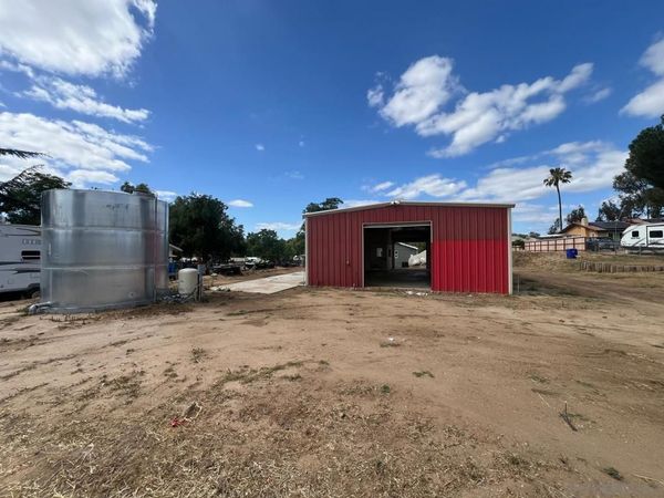 2562 Mitten Ln., Ramona, CA 92065