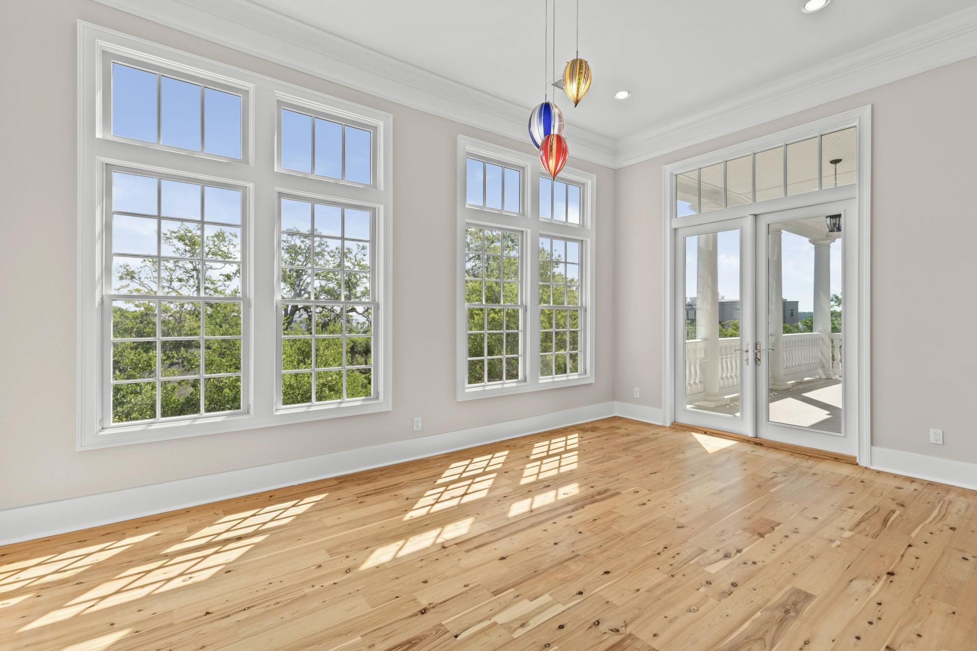 136 Fairbanks Oak Alley Photo 10