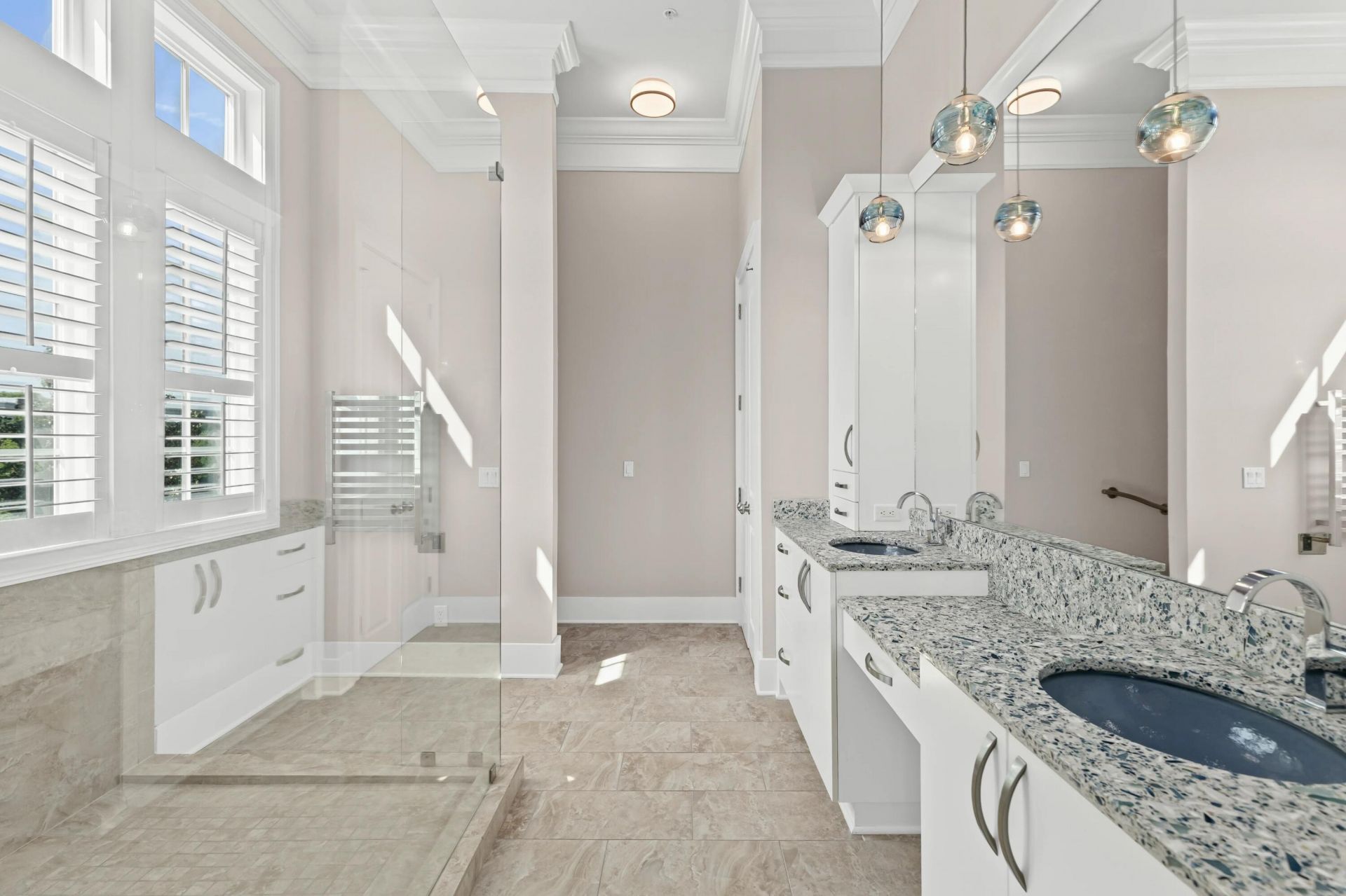 136 Fairbanks Oak Alley Photo 26