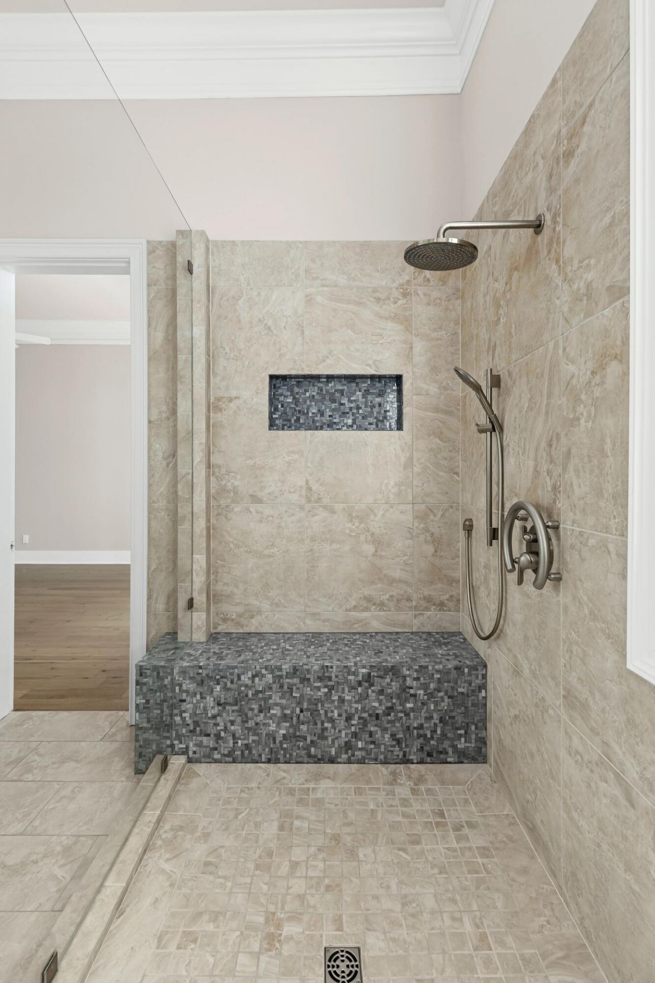 136 Fairbanks Oak Alley Photo 27