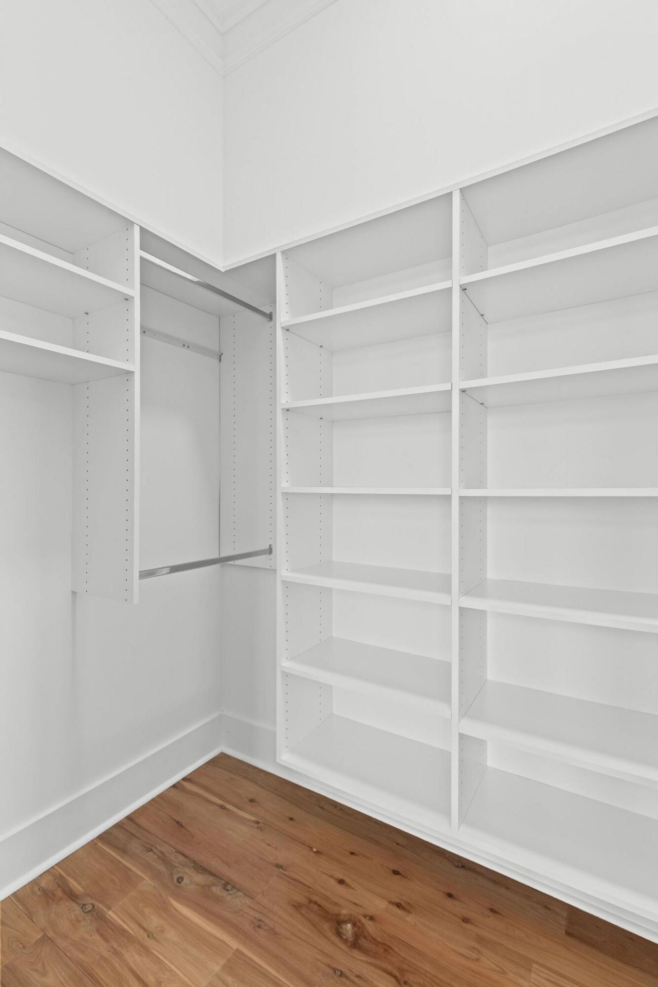 136 Fairbanks Oak Alley Photo 35