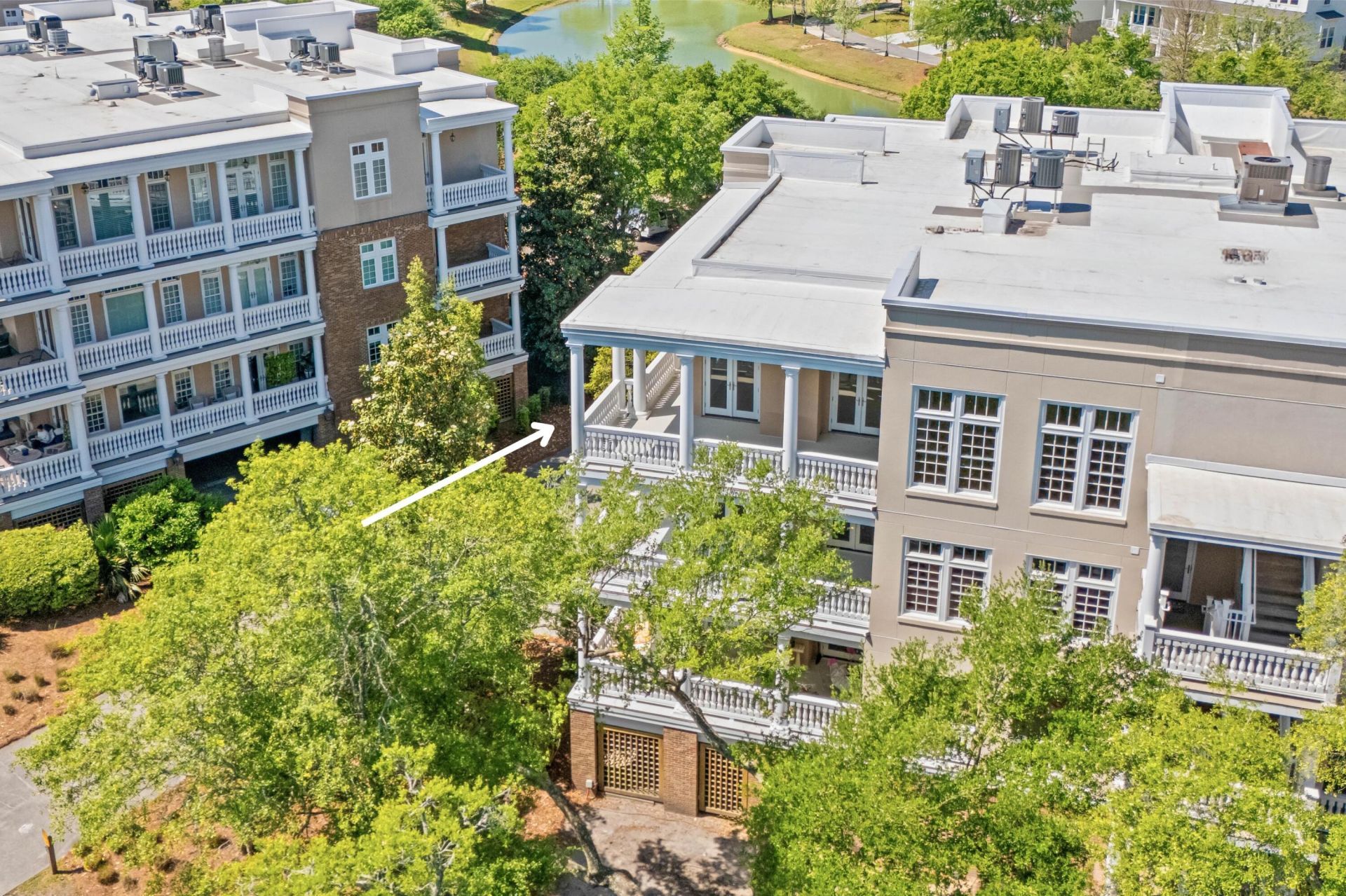 136 Fairbanks Oak Alley Photo 44