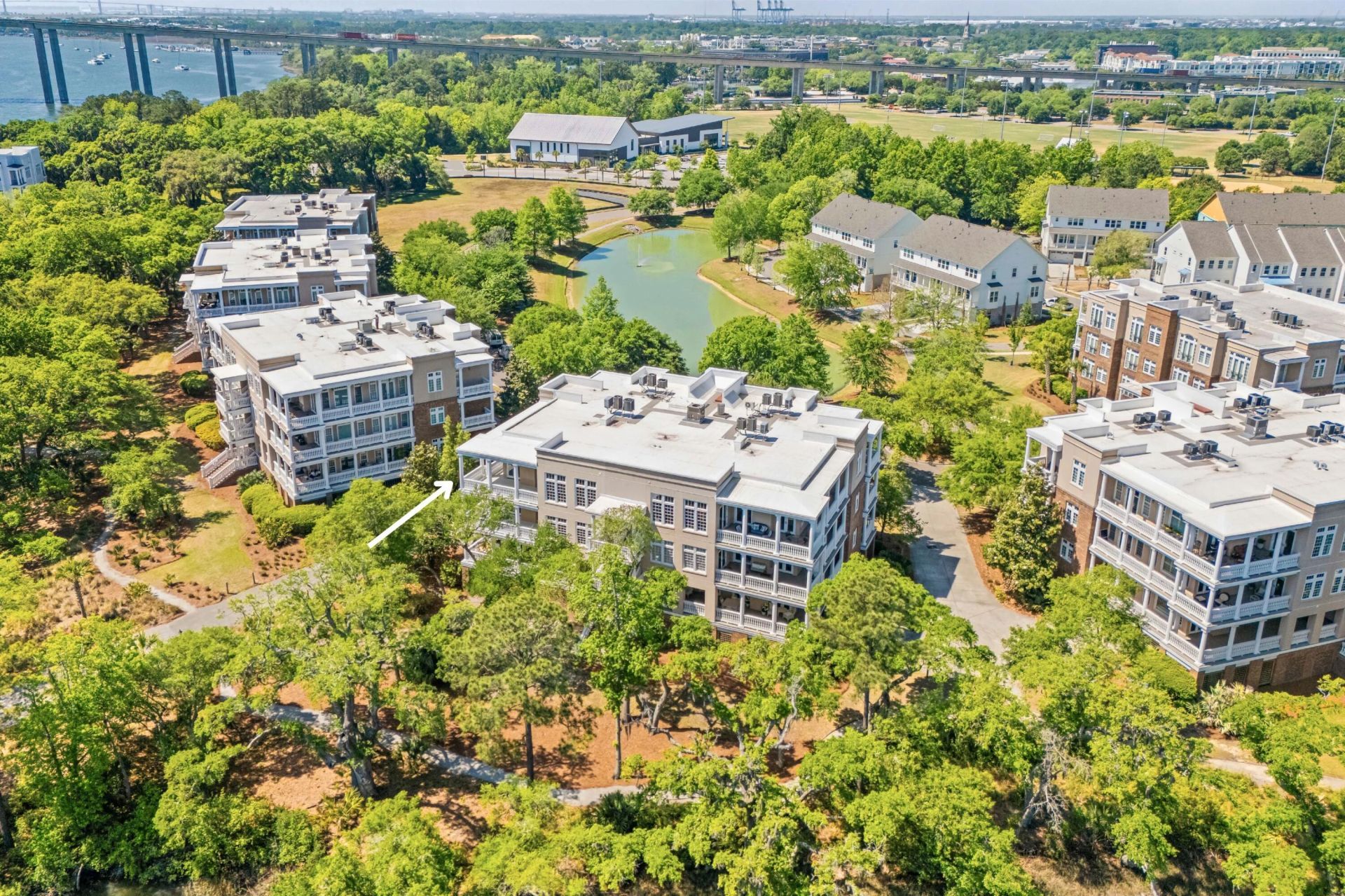 136 Fairbanks Oak Alley Photo 45