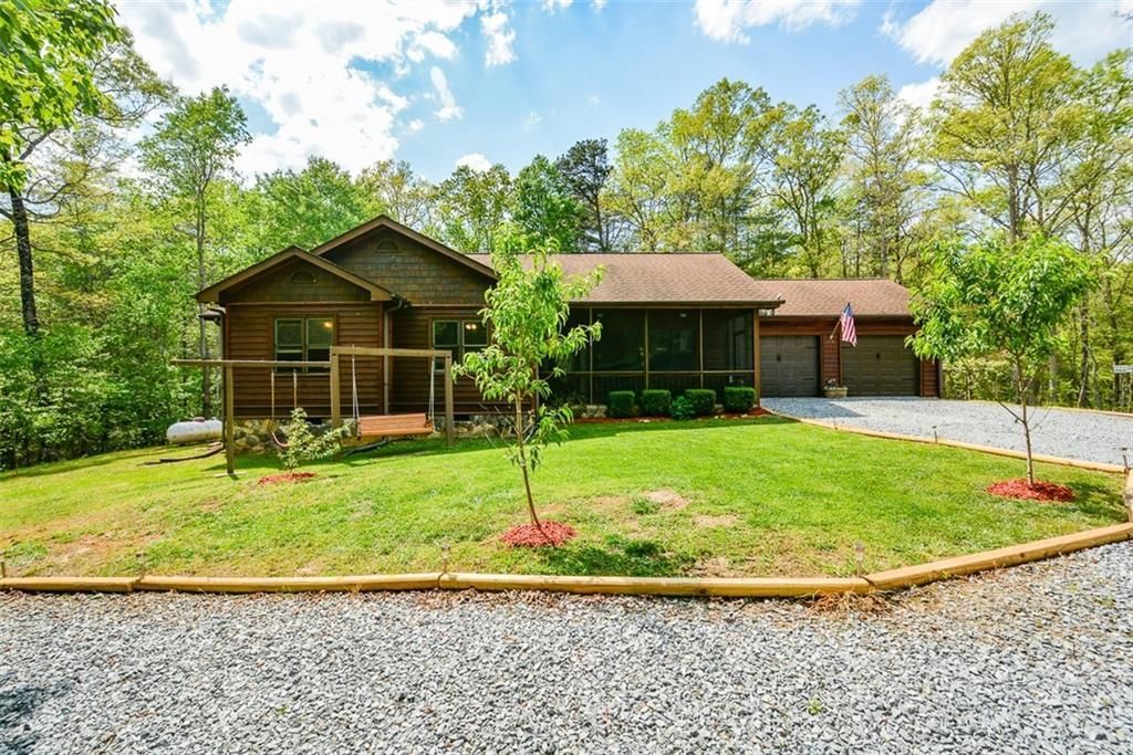 303 Pine Lane, Mineral Bluff, GA 30559 Main Photo