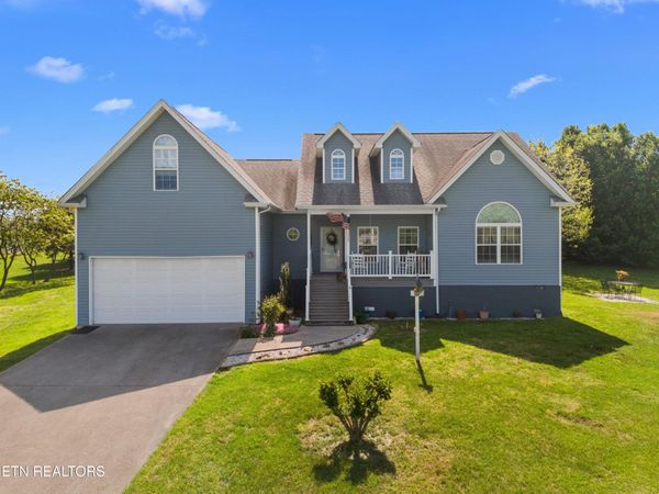 2150 Katie Lane, Dandridge, TN 37725
