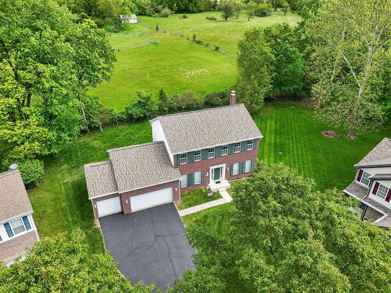 7742 Priestley Drive, Reynoldsburg, OH 43068 Photo 2