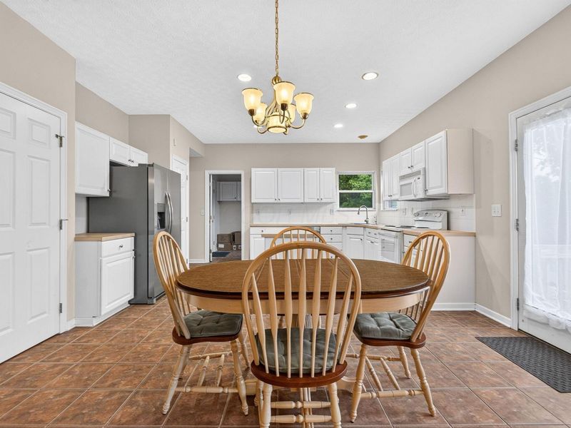 7742 Priestley Drive, Reynoldsburg, OH 43068 Photo 21