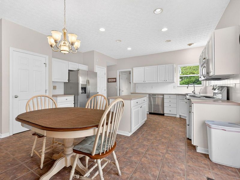 7742 Priestley Drive, Reynoldsburg, OH 43068 Photo 24
