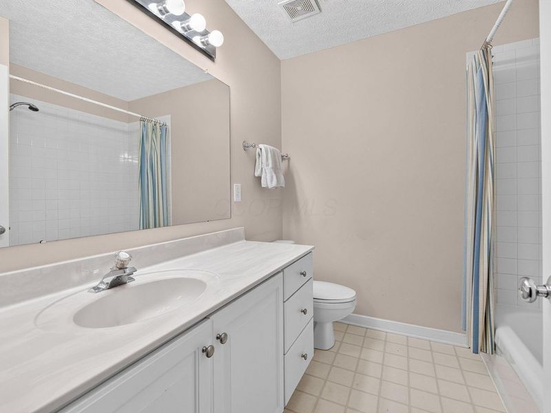 7742 Priestley Drive, Reynoldsburg, OH 43068 Photo 29