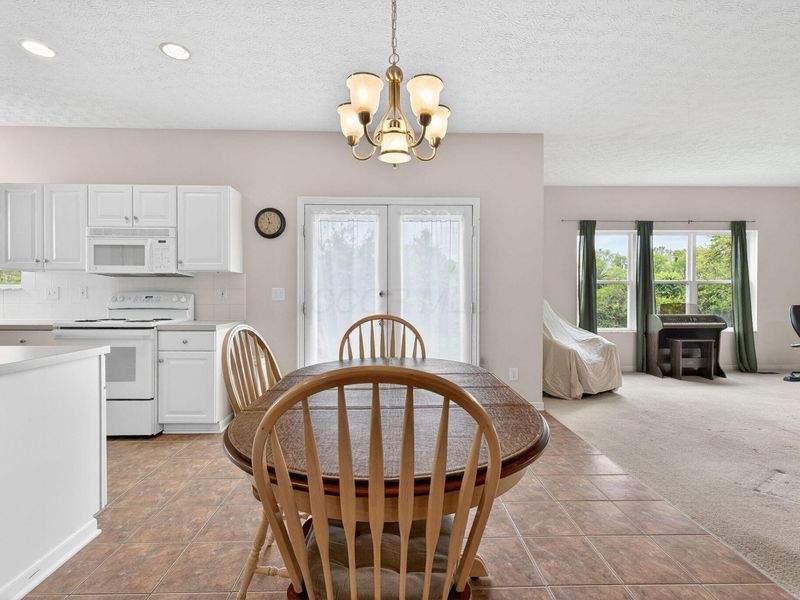 7742 Priestley Drive, Reynoldsburg, OH 43068 Photo 4