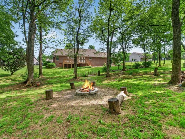 605 Natalie Ln , Spring Hill, TN 37174