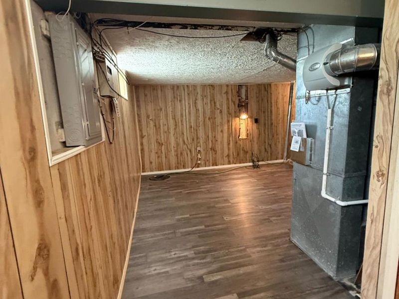 9358 Bluegate Drive, Cincinnati, OH 45231 Photo 13