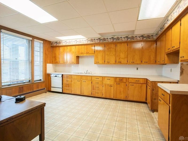 105 N Miami Avenue, Bradford, OH 45308 Photo 14