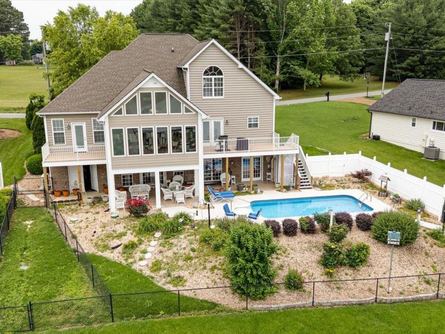 Property Image 58