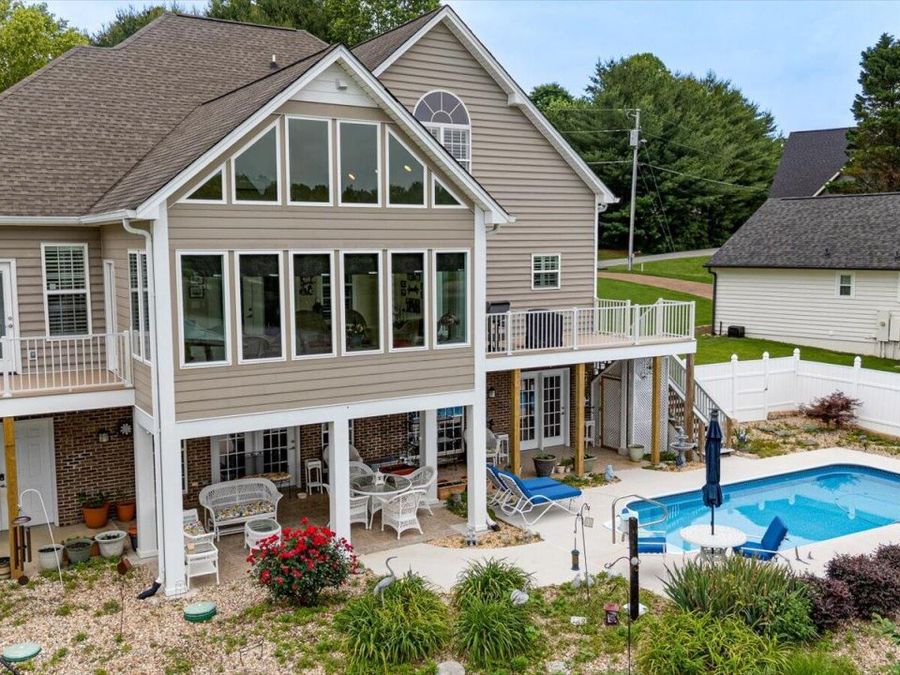 Property Image 62