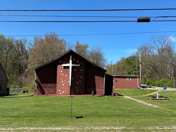 54193 Quince Road, South Bend, IN 46628