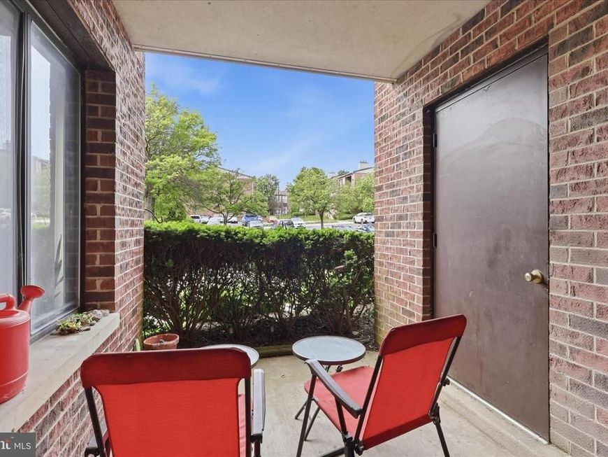 18110 Chalet Drive, Unit 104, Germantown, MD 20874 Main Photo