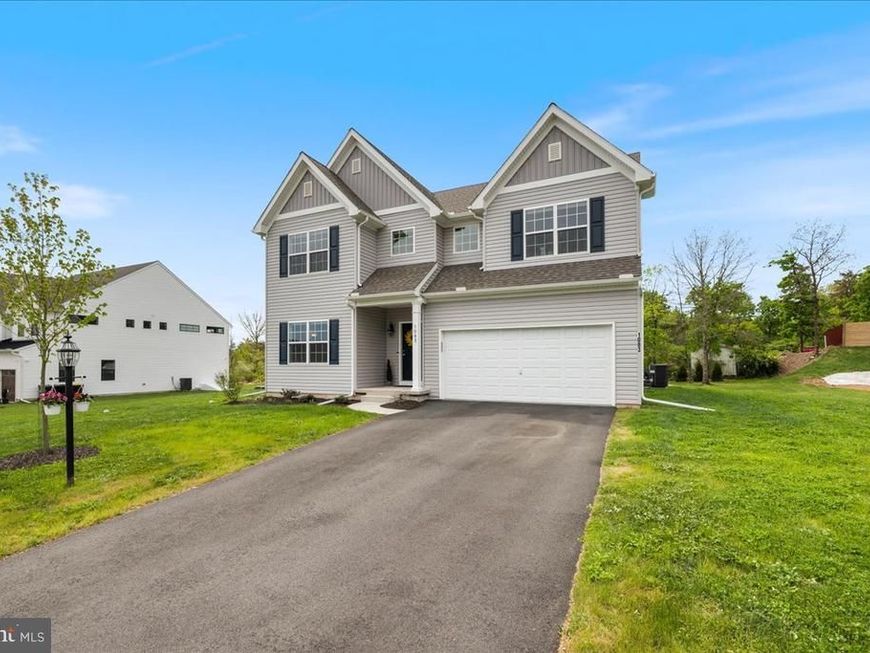 1083 Smyth Lane, Pennsburg, PA 18073 Main Photo