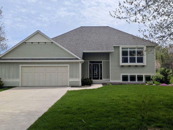 7028 Camelback Drive NE, Rockford, MI 49341