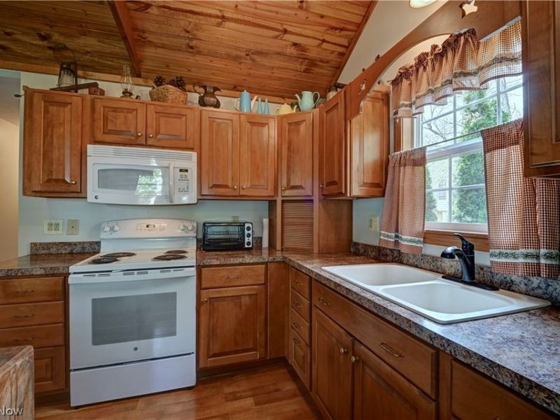 2041 Thrasher Road SW, Carrollton, OH 44615 Photo 17