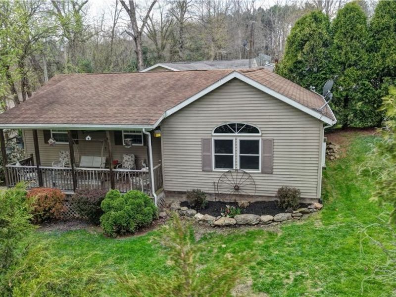 2041 Thrasher Road SW, Carrollton, OH 44615 Photo 9