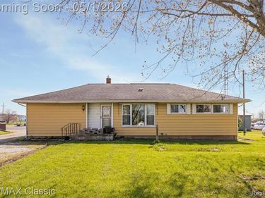 11024 Dennison Road, Milan Twp, MI 48160