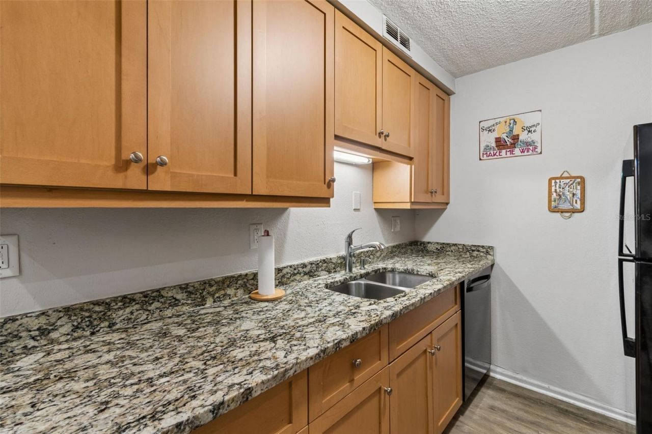 3325 Bayshore Boulevard, Unit D14, Tampa, FL 33629 Photo