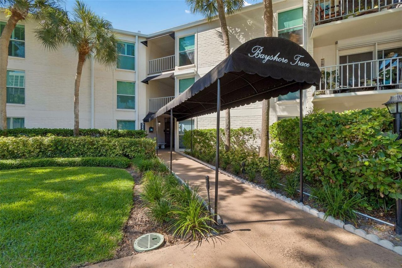 3325 Bayshore Boulevard, Unit D14, Tampa, FL 33629 Photo