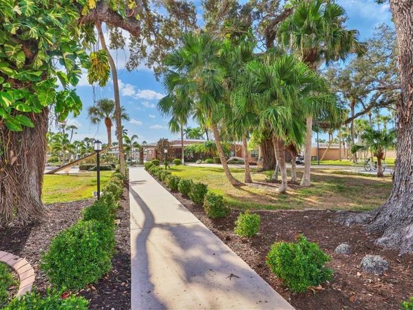 4900 3RD A STREET E, Unit 613, BRADENTON, FL 34203