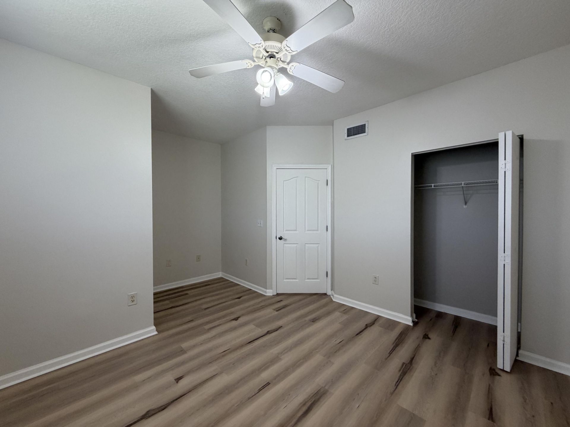 2052 Alta Meadows Lane, Unit 2205, Delray Beach, FL 33444 Photo