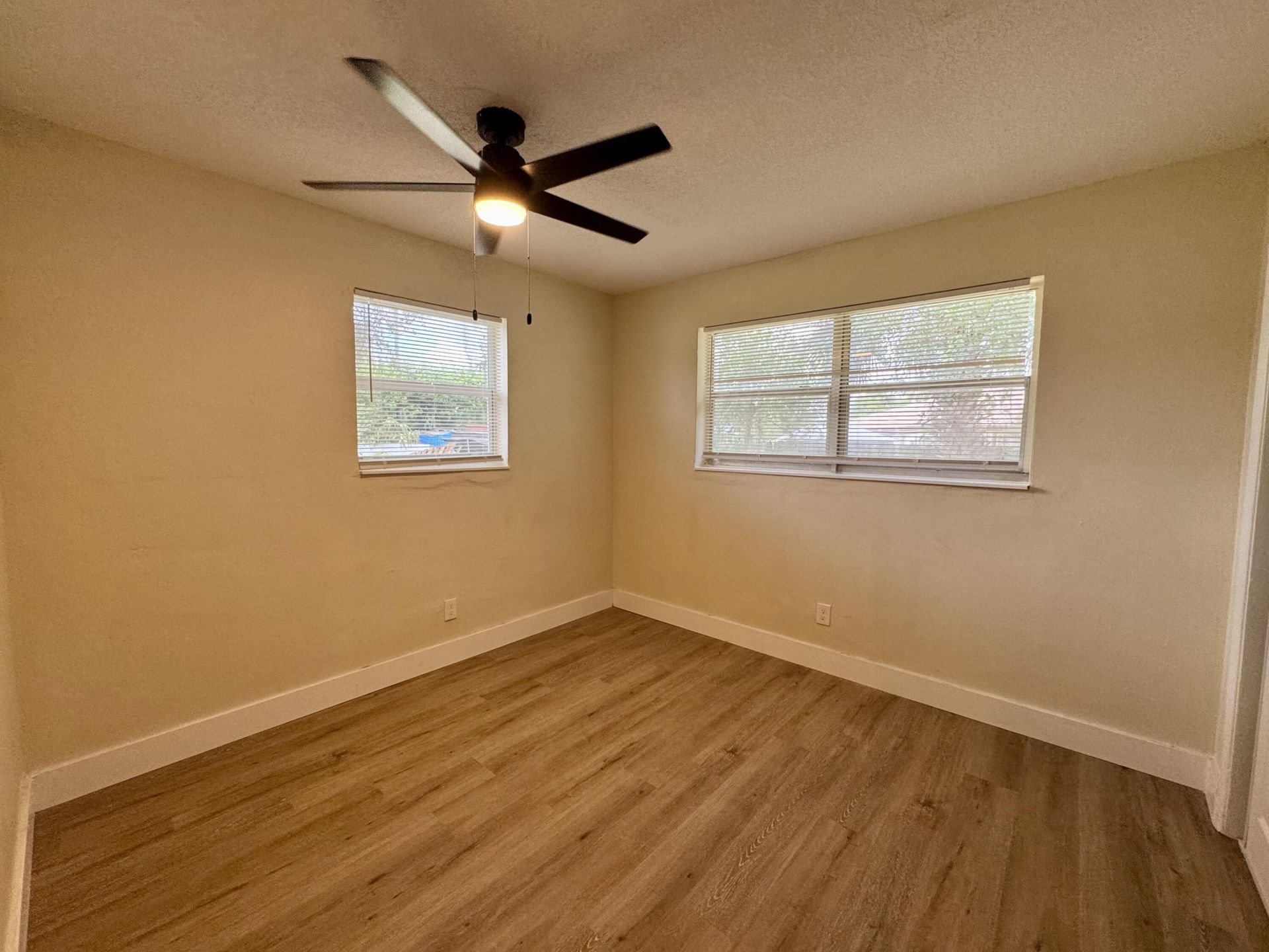 2131 NW 6th Street, Fort Lauderdale, FL 33311 Photo