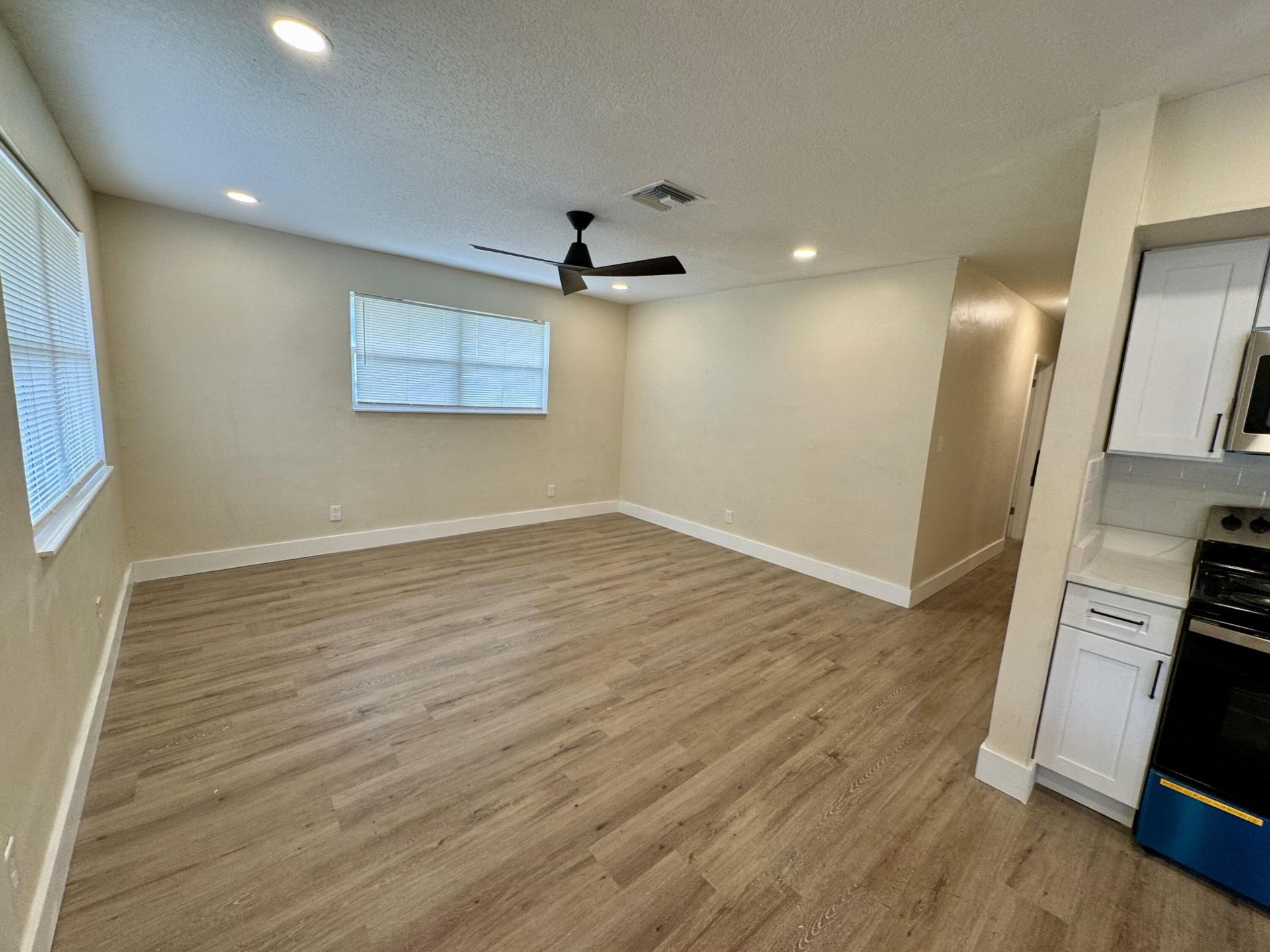 2131 NW 6th Street, Fort Lauderdale, FL 33311 Photo