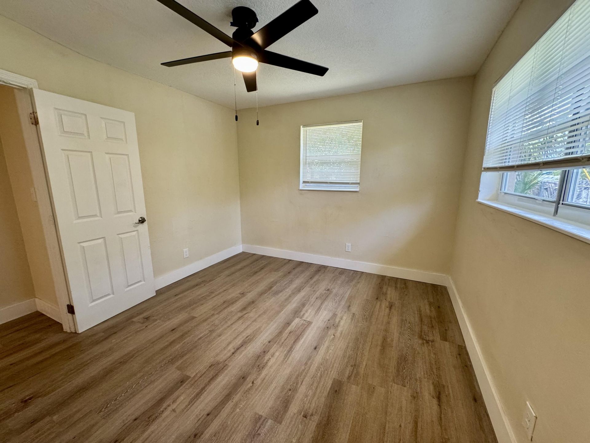 2131 NW 6th Street, Fort Lauderdale, FL 33311 Photo