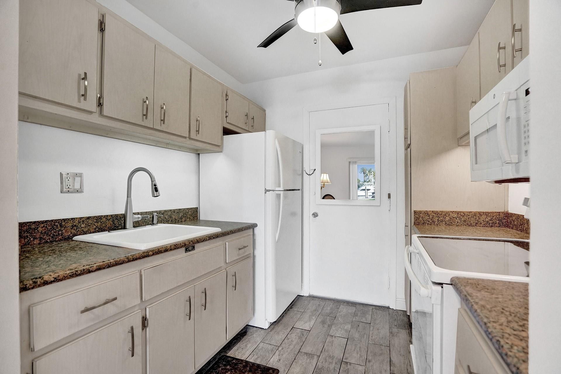 1475 SE 15th Street, Unit 111, Fort Lauderdale, FL 33316 Photo