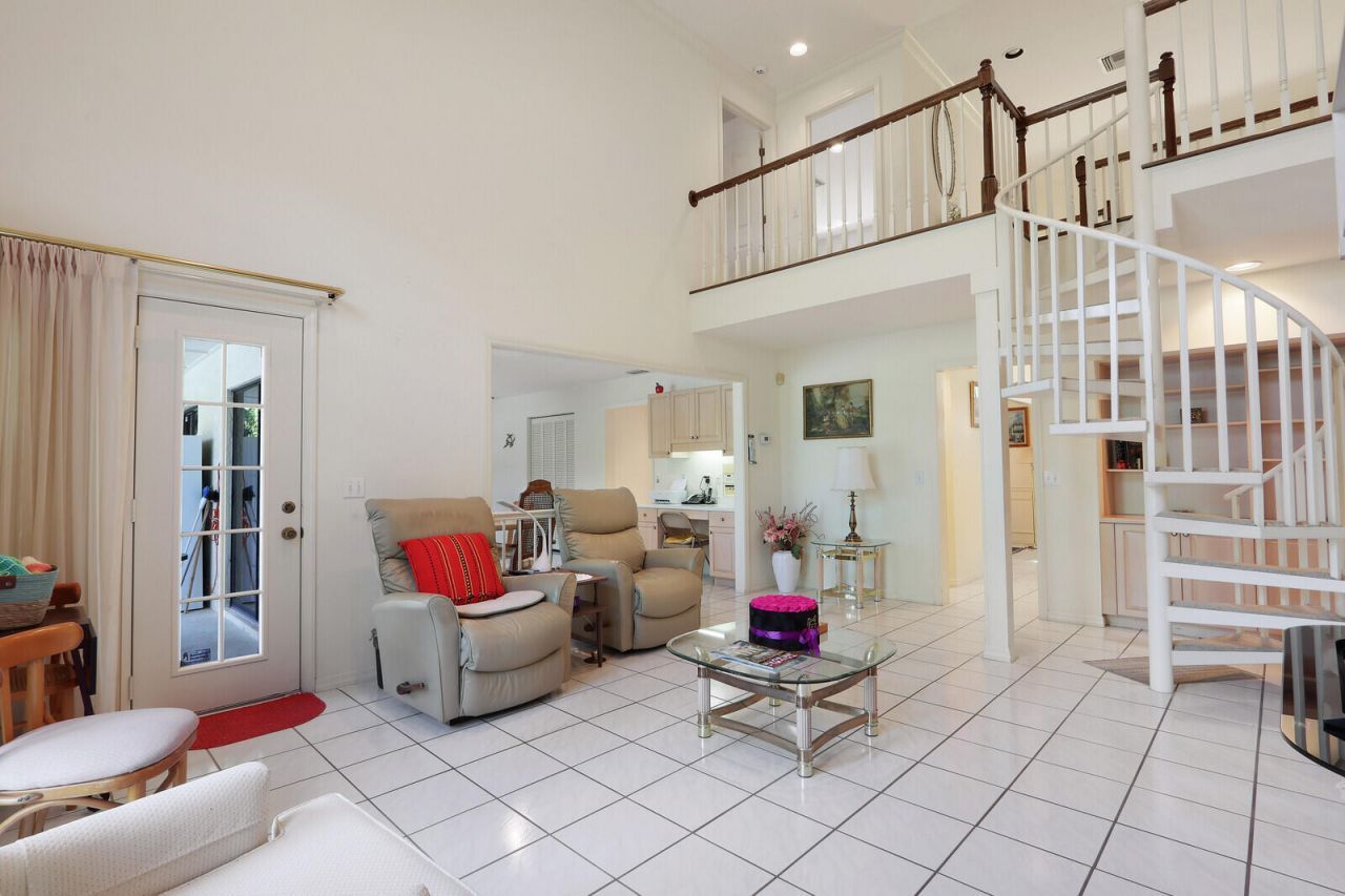 7868 Saddlebrook Drive, Port Saint Lucie, FL 34986 Photo