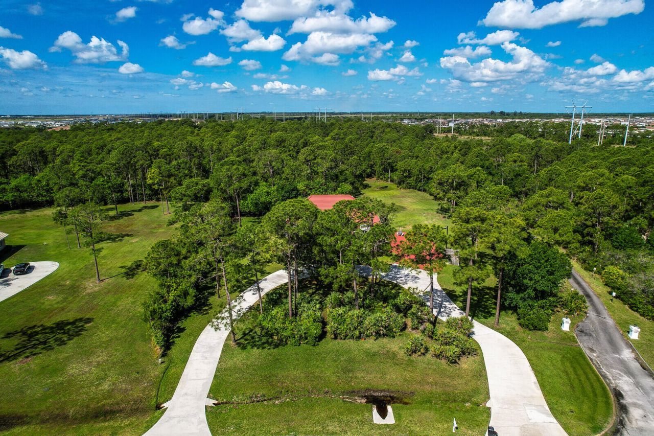 7868 Saddlebrook Drive, Port Saint Lucie, FL 34986 Photo