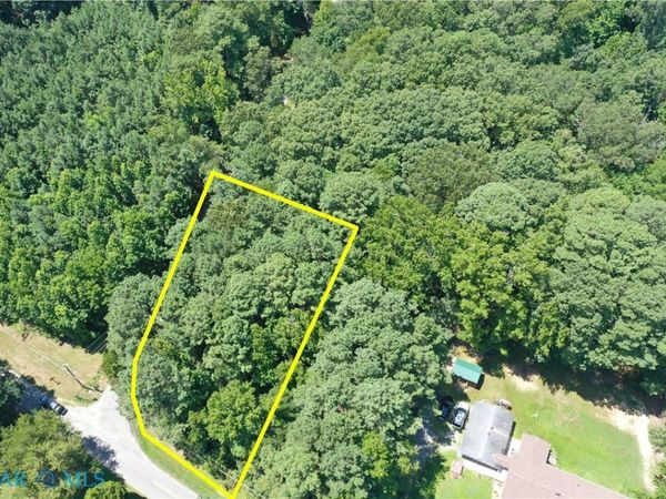 27-35A Taylors Creek Road , Weems, VA 22576