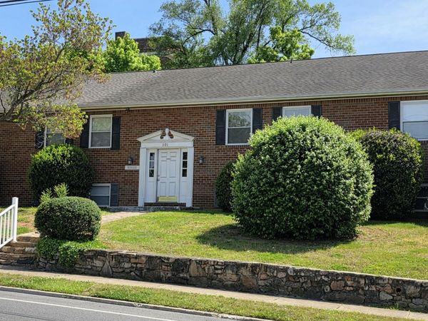 301 E Cleveland AVE , Unit 1, Vinton, VA 24179