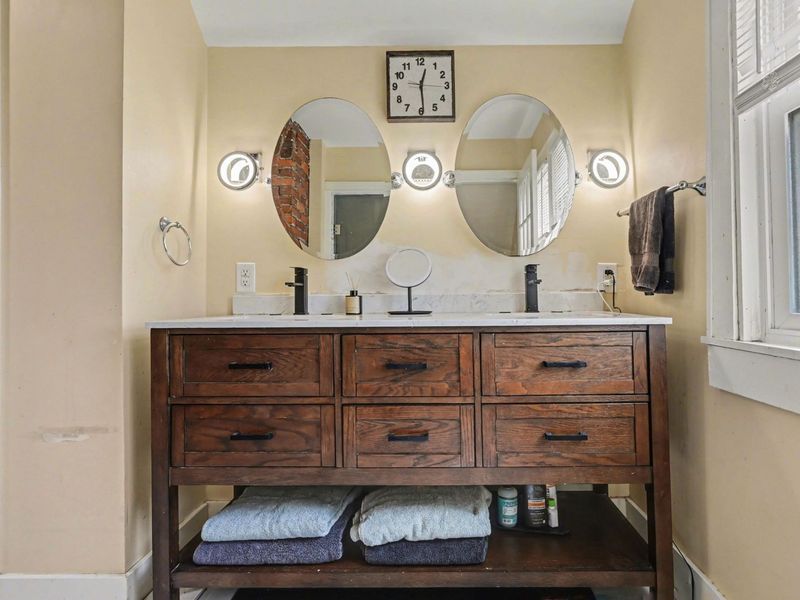 1639 E Granville Street, Columbus, OH 43203 Photo 18