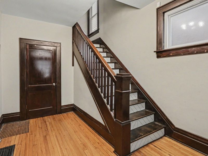 1639 E Granville Street, Columbus, OH 43203 Photo 5