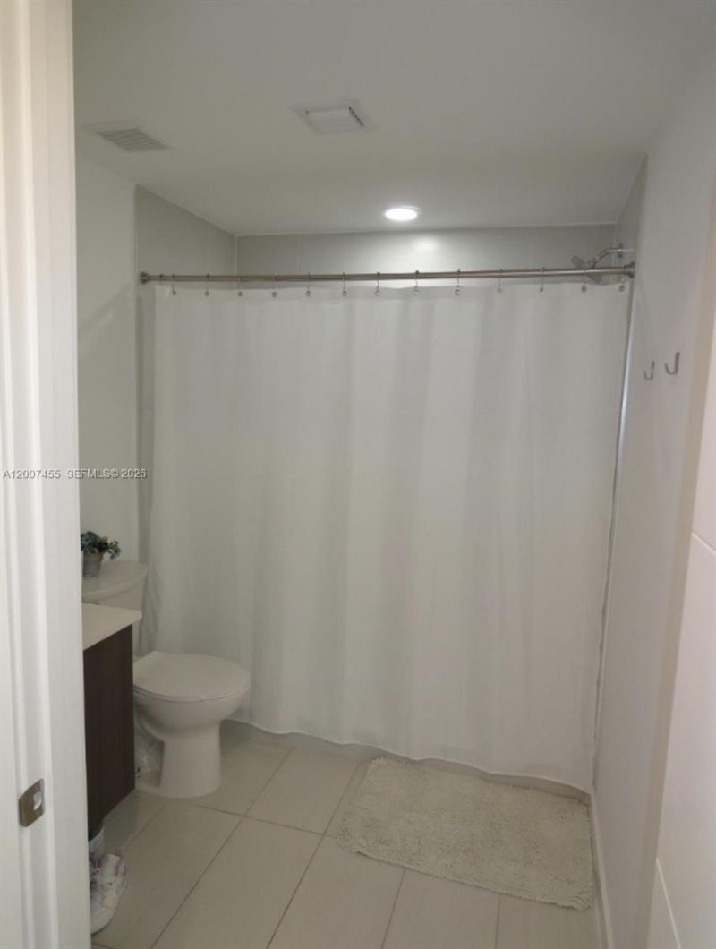7825 NW 107th Ave , Unit 221, Doral, FL 33178 Photo