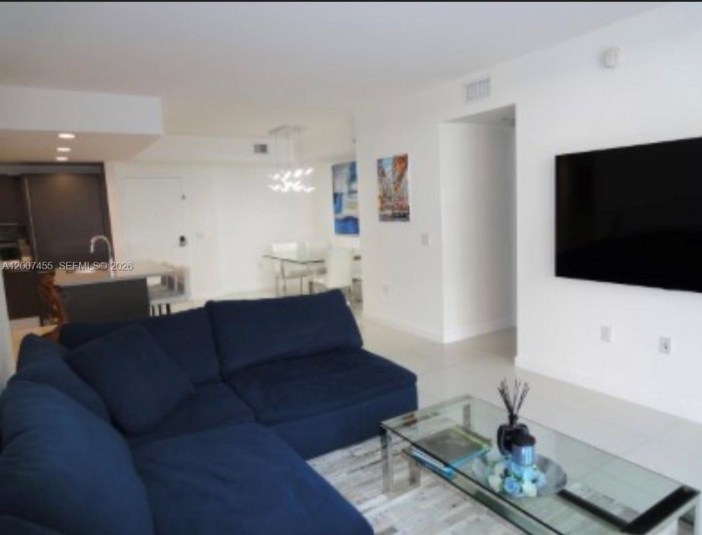 7825 NW 107th Ave , Unit 221, Doral, FL 33178 Photo