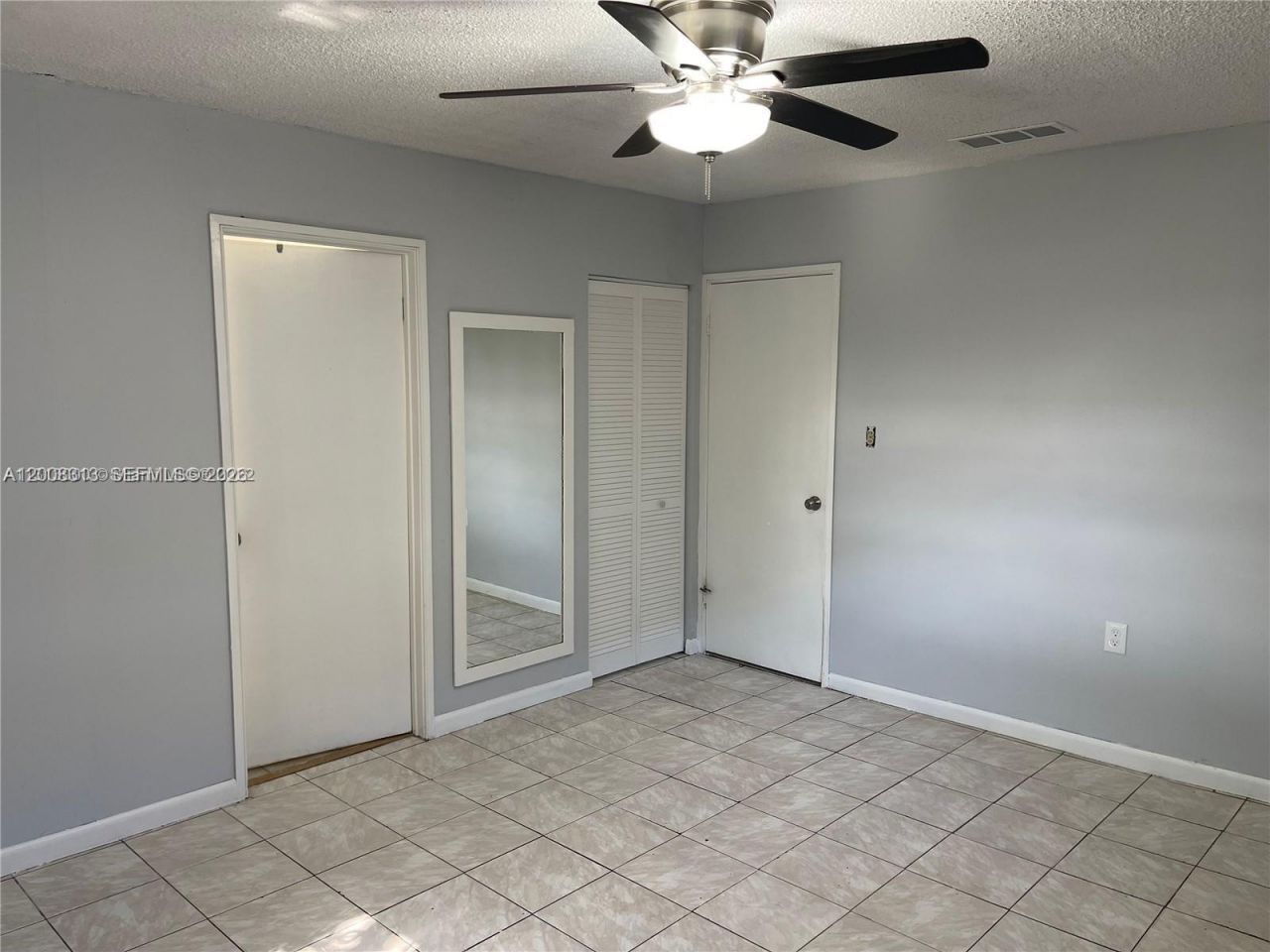 1074 NW 27th St, Miami, FL 33127 Photo